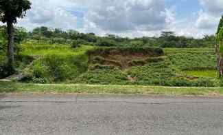 Tanah Strategis Tepi jl Raya Mojogedang