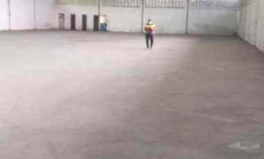 Pergudangan Safe N Lock Hadap Selatan