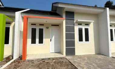 Rumah Dijual di Jl. Raya Cileungsi Jonggol, Gandoang, Kec. Cileungsi, Kabupaten Bogor, Jawa Barat