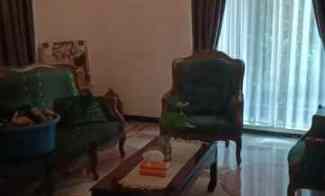 Prapen Indah, Rumah Hook, Hadap Timur dan Selatan