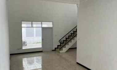 Pucang, 2 Lantai, Lebar Jalan 3 Mobil, Nego