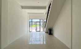 Ruko Eastern Park 3 Lantai Hadap Selatan Luas 54 m2