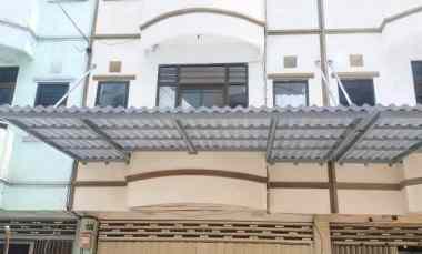 Ruko jl. Bunguran Strategis, Hadap Barat Listrik 3500 W