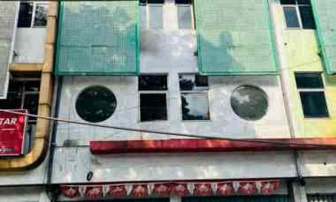 Ruko Nol Jalan Utama Surabaya, Raya Ahmad Yani