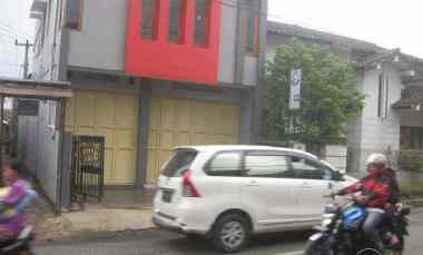 Ruko Potensial Mainroad Cihanjuang Cocok untuk Usaha