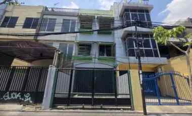 Ruko Pucang Anom Strategis, Jalan Kembar Besar