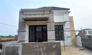Rumah Dijual di KARANGPLOSO