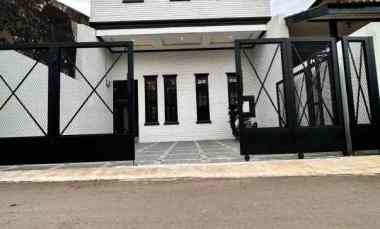 Rumah 2,5lt di Cinere BU Harga di Bawah Pasaran