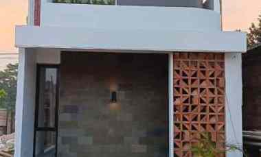 Rumah 2 Lantai Bergaya Bali Industrial di Tapos, Depok