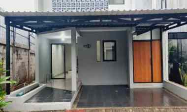 Rumah 2 Lantai dalam Cluster di Serua Ciputat Tangsel