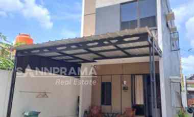Rumah 2 Lantai Hook dalam Cluster Sukamaju Baru, Depok -Fry