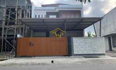 Rumah 2 Lantai dekat Akademi Teknik Piri Yogyakarta