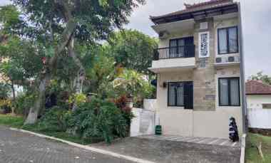 Rumah 2 Lantai di Cluster Teras Bali BSB
