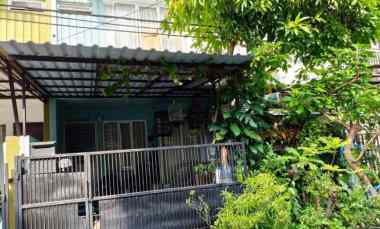 Rumah Dijual di KENCANA LOKA BSD TANGSEL