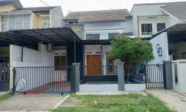 Rumah 2 Lantai di Permata Depok Regency