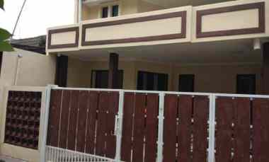 Rumah 2 Lantai di Perumnas Depok Timur