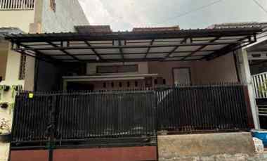 Rumah Dijual di MONDOROKO