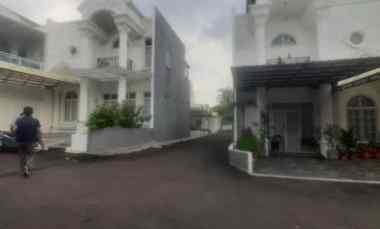 Rumah 2 Lantai Ready Siap Huni. Full Furnish 100 Baru