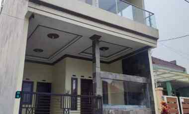 Rumah 2 Lantai Riverland Kalirejo Lawang