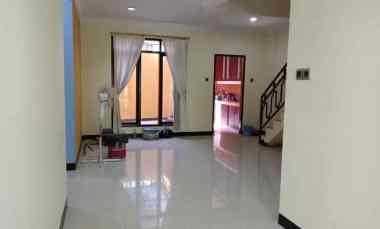 Rumah 2 Lantai Siap Huni Perumahan Graha Wahid