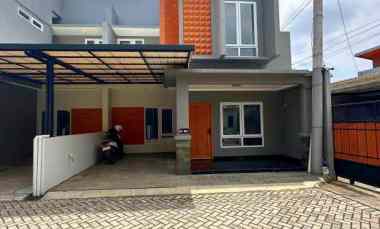 Rumah Dijual di Limo