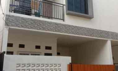 Rumah 2 Lantai Termurah di Bintara Bekasi Bebas Banjir