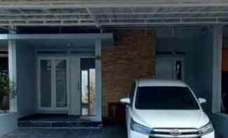 Rumah 2Lt di Cluster Harapan Indah Kota Mandiri Bekasi