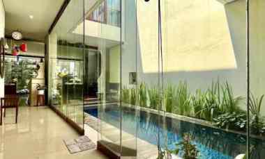 Rumah 3 Lantai Cilandak Jaksel