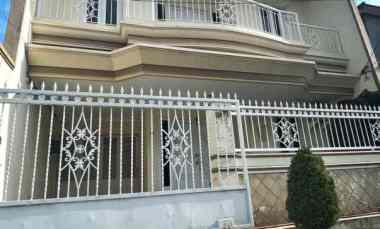 Rumah Dijual di Araya