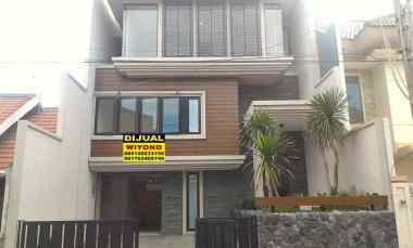 Rumah Araya Tahap 2 Baru Gres 3 Lantai Siap Huni