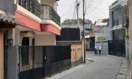 Hanya 2 menit ke Jalan Asem Baris Raya