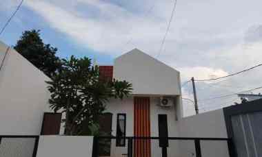 Rumah Asri Siap Huni di Mustika Jaya Kota Bekasi