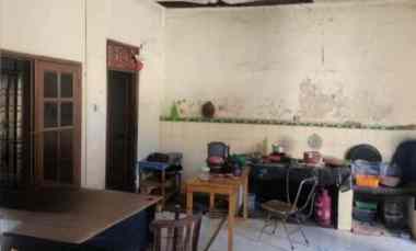 Rumah Ato Tanah di Merr jl Soekarno, Lokasi Strategis