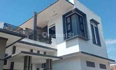 Rumah Bagus 2 Tingkat Bisa Nego di Cileunyi, Bandung