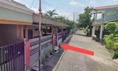 Rumah Bagus Lokasi Strategis Griya Kebraon Surabaya