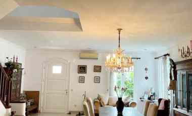 Rumah Dijual di TAMAN PROVENCE