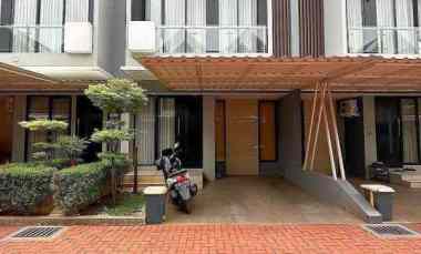 Rumah Bagus Terawat Cluster Cilangkap Jakarta Timur