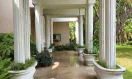 Rumah di Kemang, Mewah 2Lt, Pool, Hal. Luas, Area Elite di Bangka