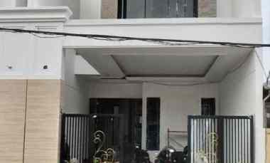 Rumah Dijual di Babatan Pantai