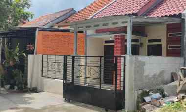 Rumah Dijual di Jln raya majalah rancaekek , bandung
