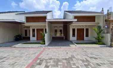 Rumah Baru dekat Candi Sambisari Kalasan, Sleman