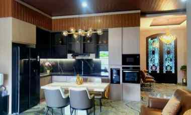 rumah baru di citraland ada kolam renang