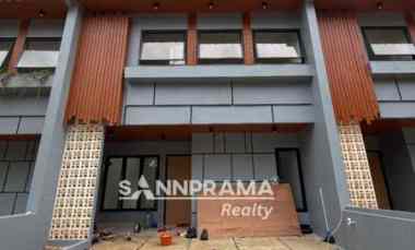 Rumah Baru Disain Modern dalam Cluster di Limo Cinere
