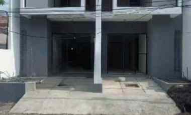 Rumah Baru Gress, Minimalis Modern Semampir Tengah