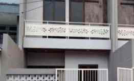 Rumah Baru Gress Tenggilis Mejoyo, 2 Lantai SHM