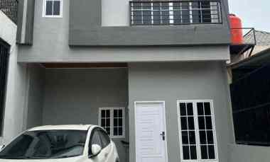 Rumah Baru Modern 2 Lt Medan Baru Padang Bulan