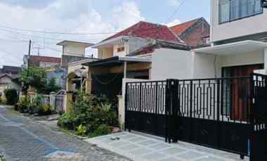 Rumah Dijual di SAWOJAJAR