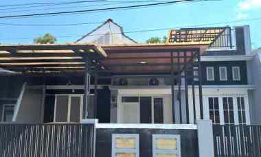 Rumah Baru Pinggir Jalan Raya Sambiroto Tembalang