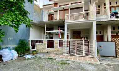 Rumah Baru Renovasi Lokasi Strategis dalam Perumahan