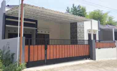 Rumah Baru SIAP HUNI dekat Pasar Cebongan